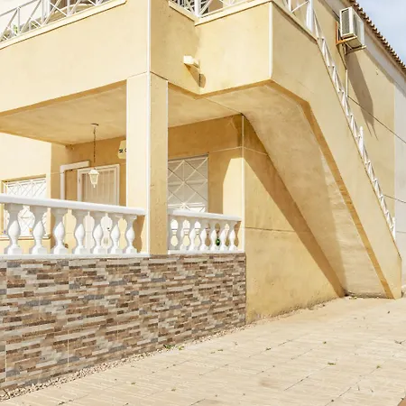 Pink Lagoon בית נופש טורבייחה